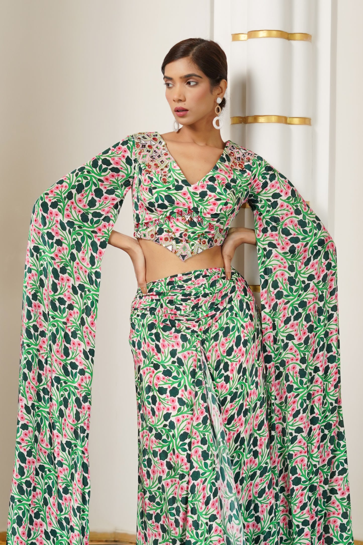 GREEN PINK FLORAL CAPE SLEEVE INDO SET (SET OF 2)