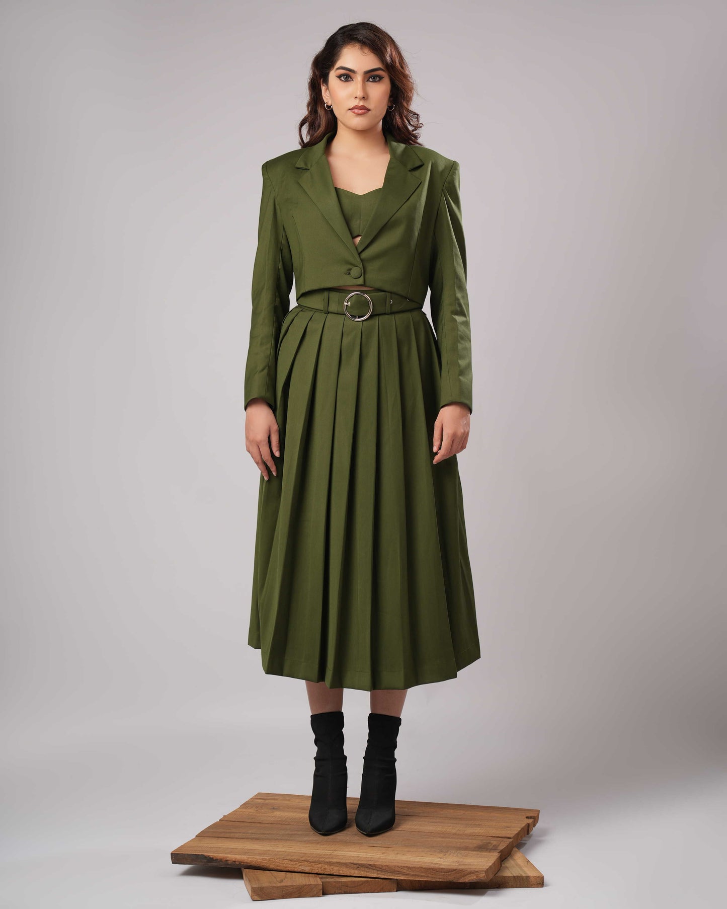 Eve - Olive Modern Tailored Co-Ord (SET OF 3)