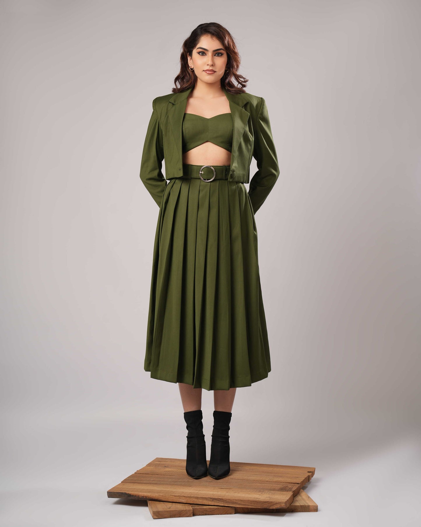 Eve - Olive Modern Tailored Co-Ord (SET OF 3)