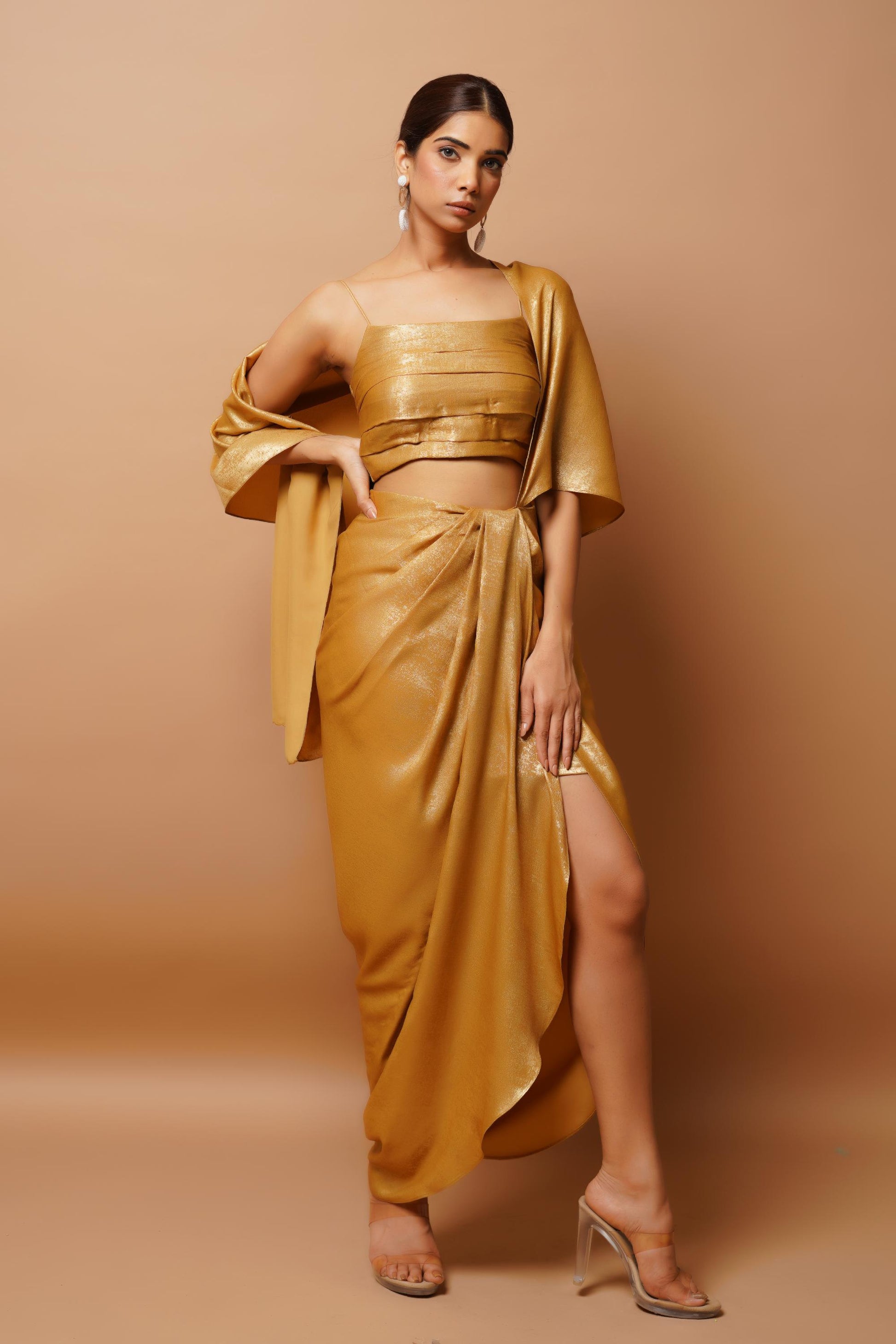 golden shimmer indo saree set Image3