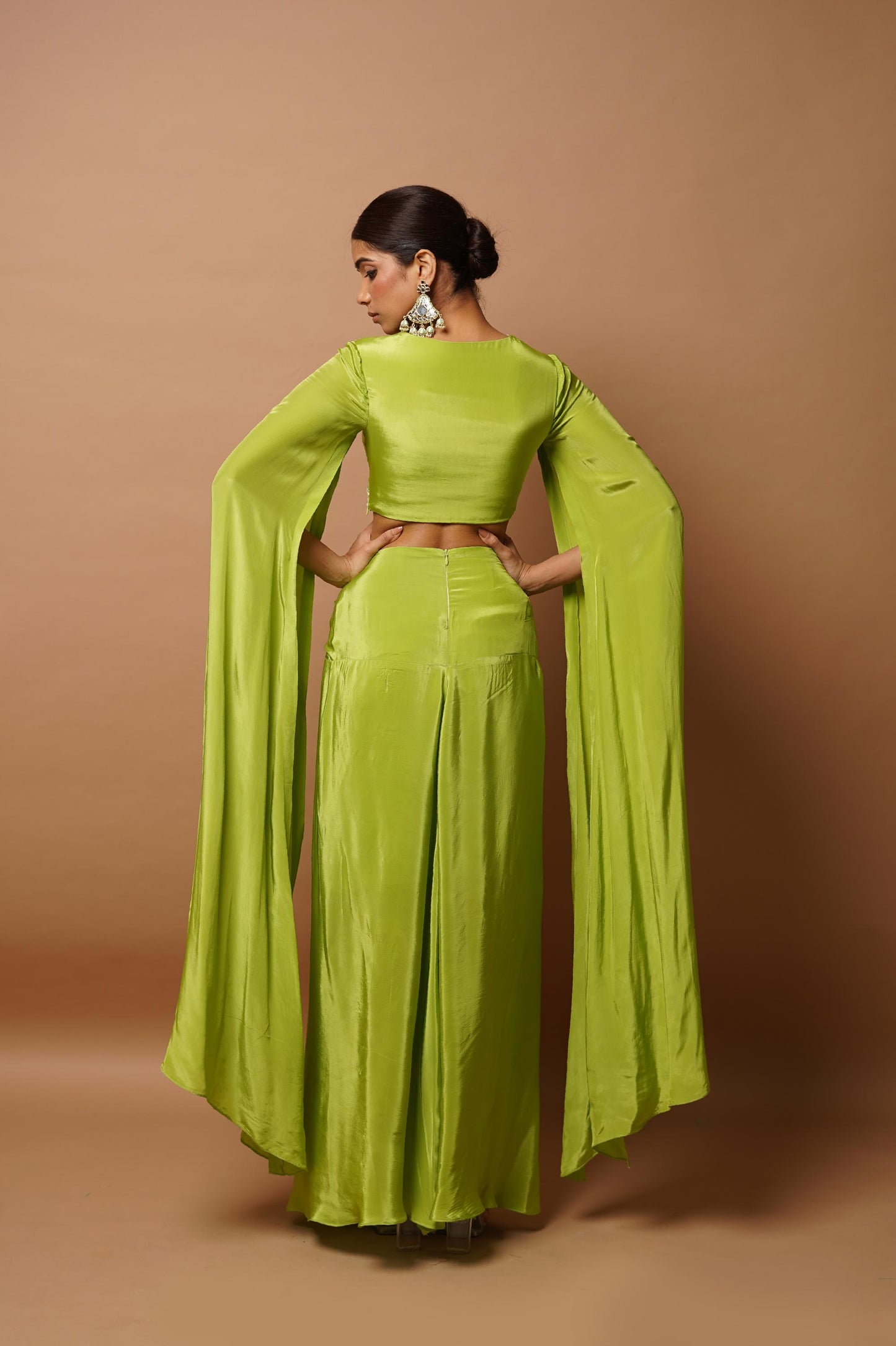 Bright Green Indo Set Image 7